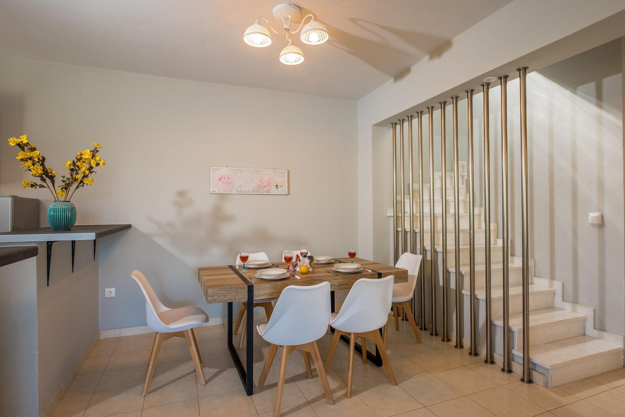 Asante Group Homes 2* Plános